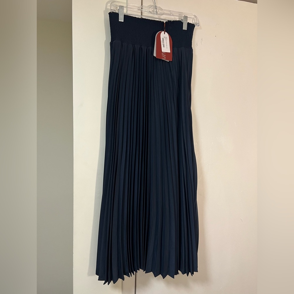 Meena by design Navy Pleated Skirt